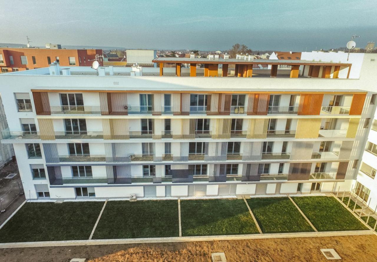 Studio Apartman Dakovo In Extérieur photo